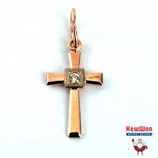 Золотий кулон-хрест з діамантом